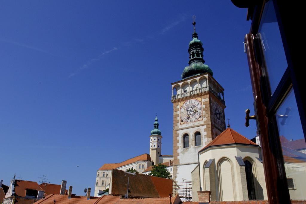Vivaldi Apartments Mikulov Exteriör bild