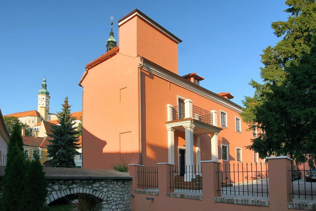 Vivaldi Apartments Mikulov Exteriör bild